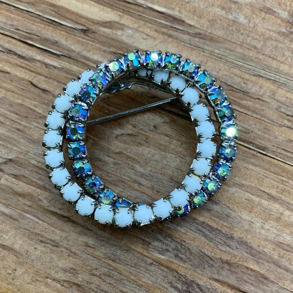 Aurora Borealis Rhinestone White Glass Vintage Infinity Brooch